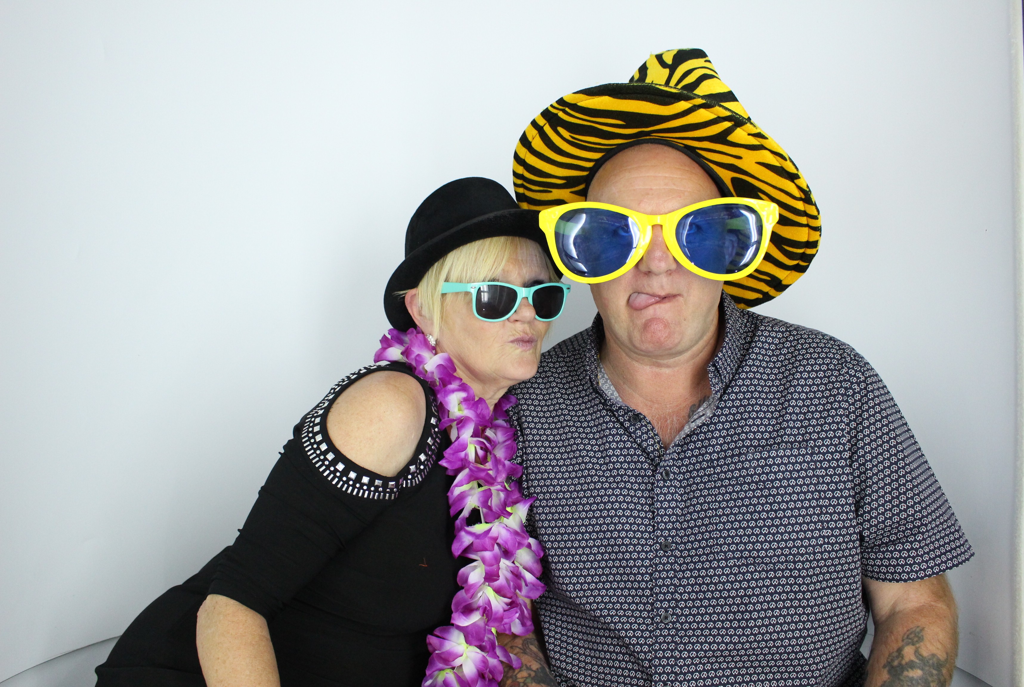60th Birthday Diana  | View more photos from the event at gallery.myphotoboothexperience.co.uk/u/MyPhotoBoothExperienceLtd/60th-Birthday-Diana